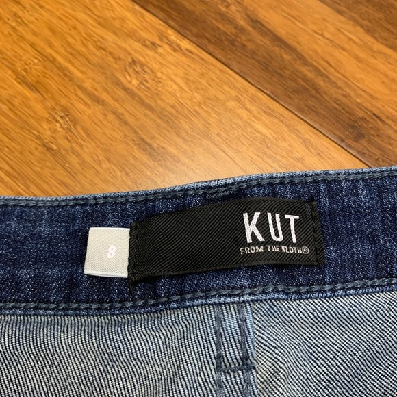 KUT from the Kloth Gidget Denim Shorts Womens 8 Distressed Fray Hem‎ Dark Wash - Picture 3 of 6